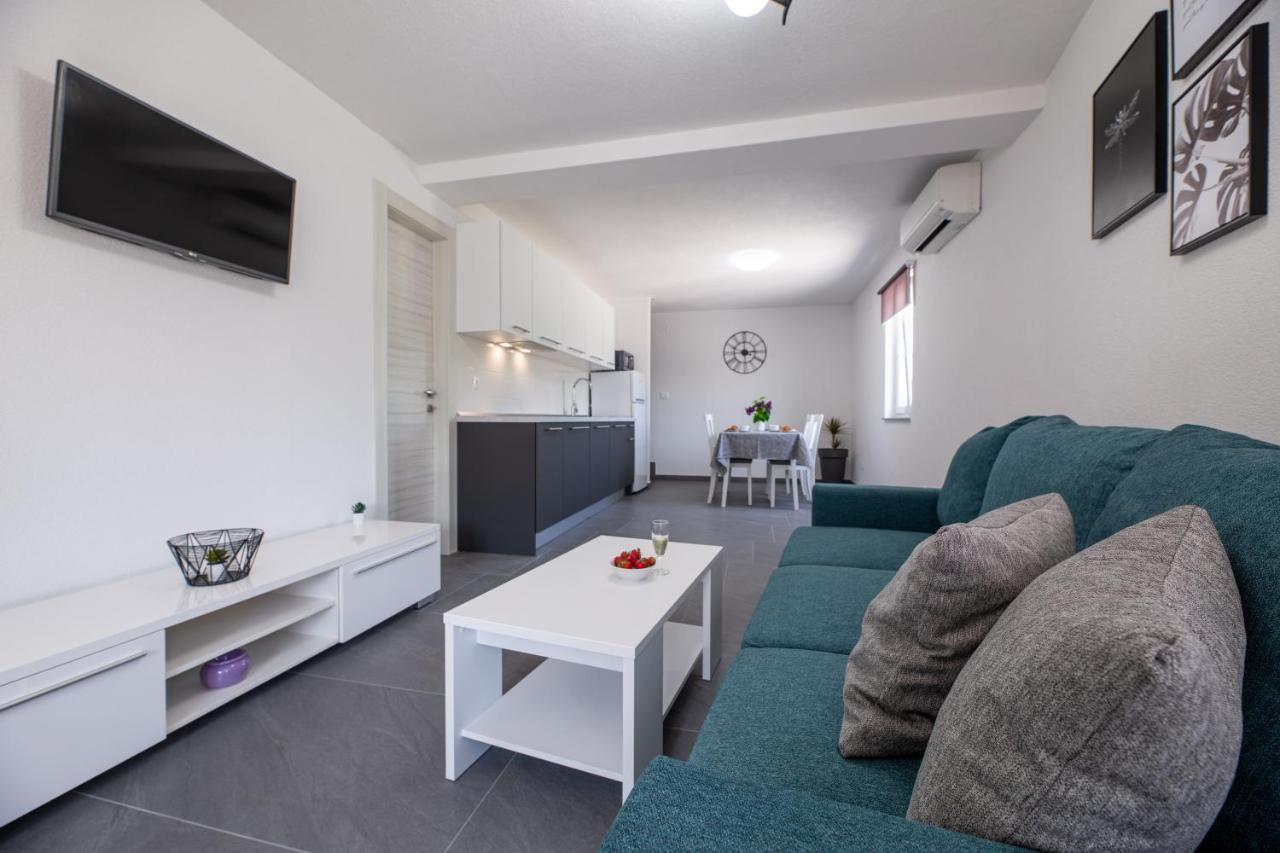 La Terza Villa Milohnici ภายนอก รูปภาพ