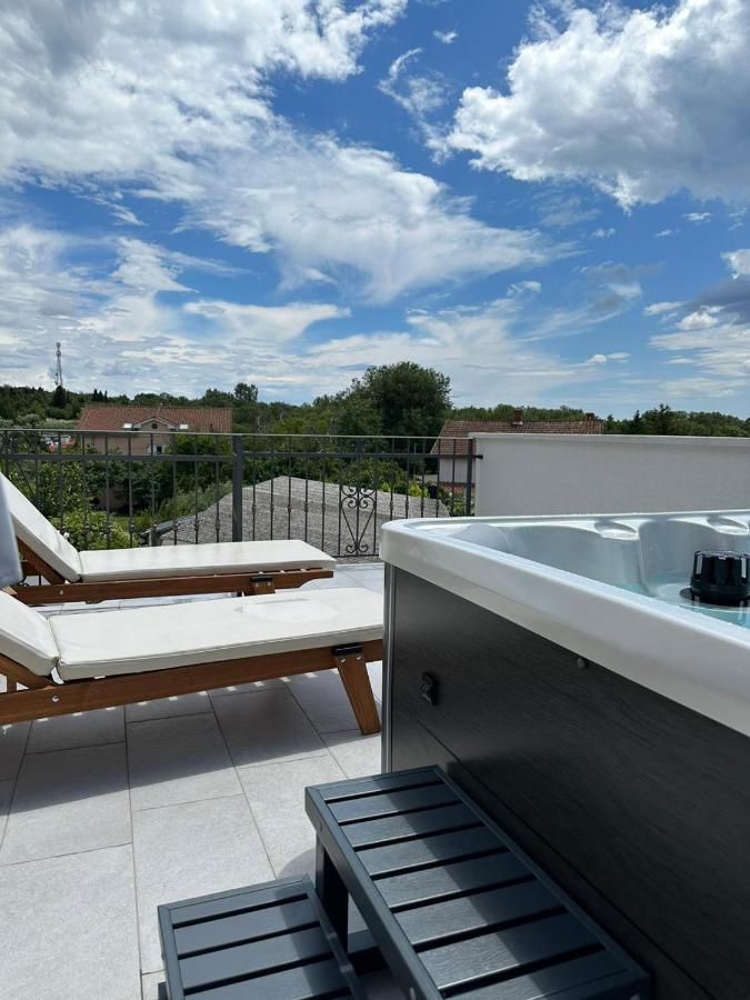 La Terza Villa Milohnici ภายนอก รูปภาพ